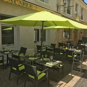 Logis Hôtel Restaurant La Boule d'Or